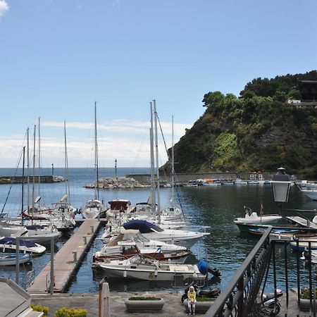 Hotel Ristorante Crescenzo Procida Chambre photo