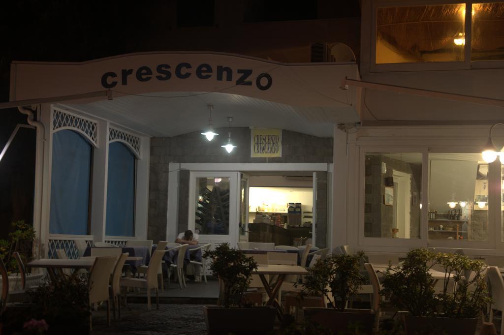 Hotel Ristorante Crescenzo Procida Extérieur photo