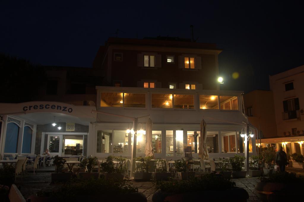 Hotel Ristorante Crescenzo Procida Extérieur photo