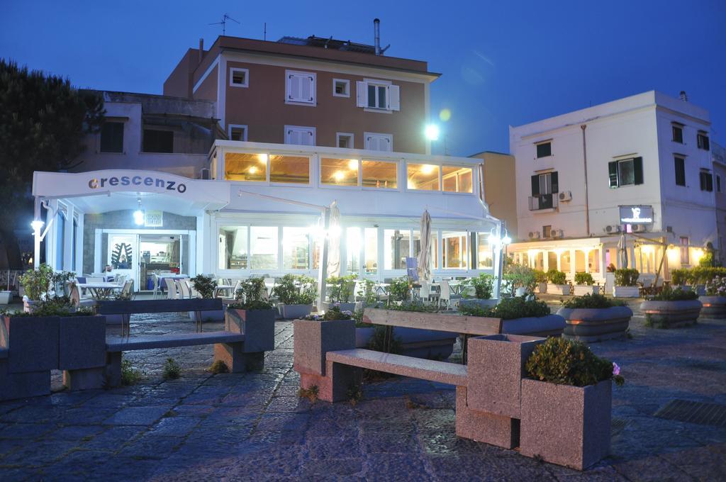 Hotel Ristorante Crescenzo Procida Extérieur photo